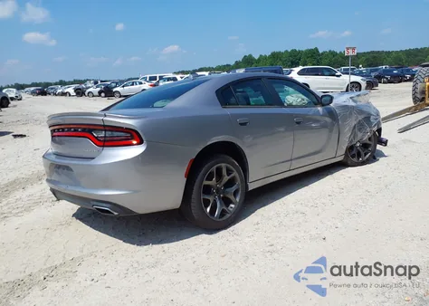 2016 Dodge Charger Sxt z USA, uszkodzony, nr VIN 2C3CDXHG0GH292626